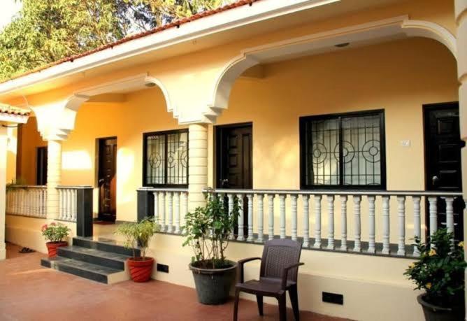 Vagator House Resort Goa Eksteriør billede