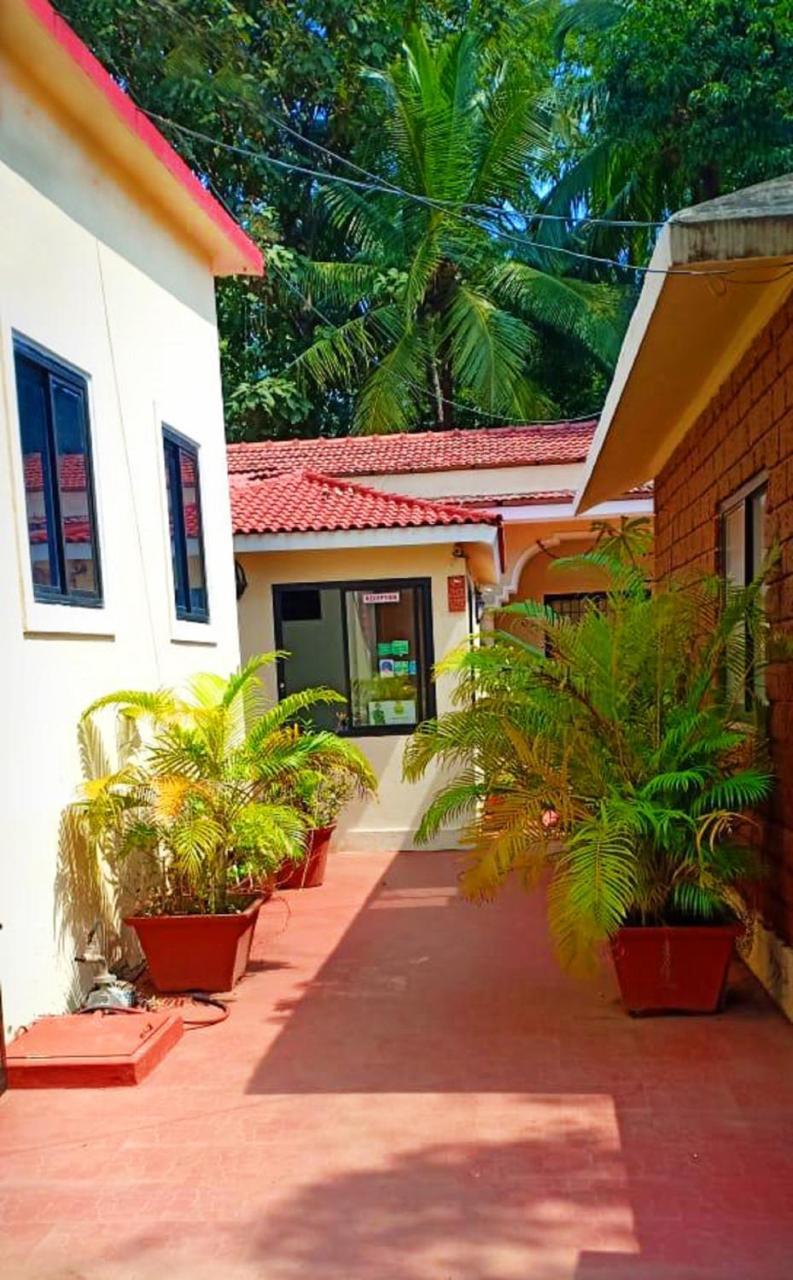 Vagator House Resort Goa Eksteriør billede